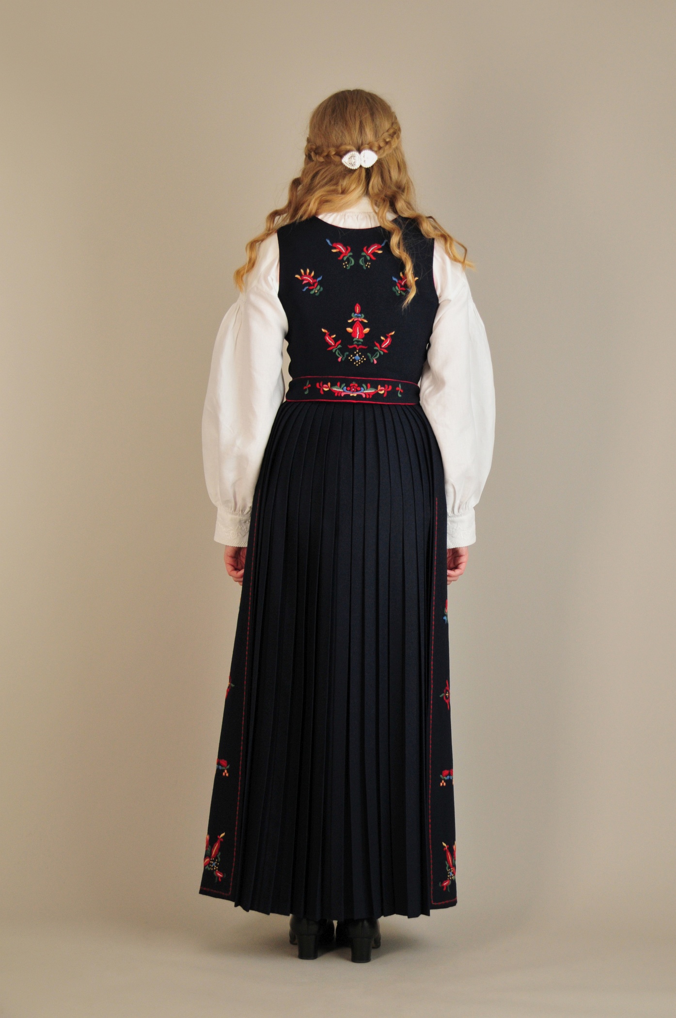 Sunnmørsbunad Skodje